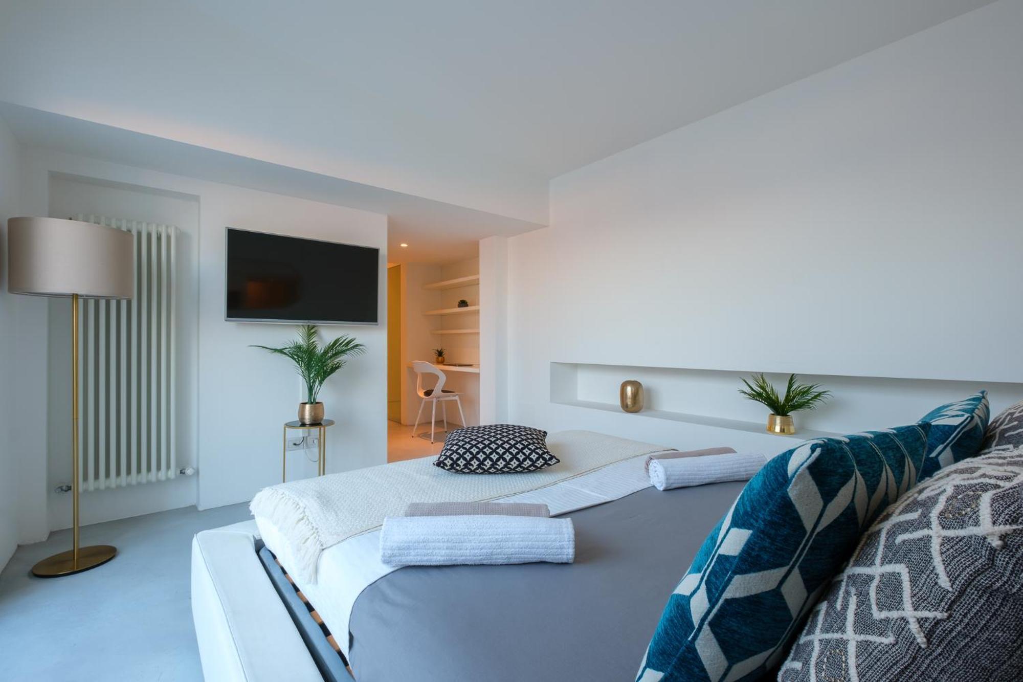 Apartment Lux Attic