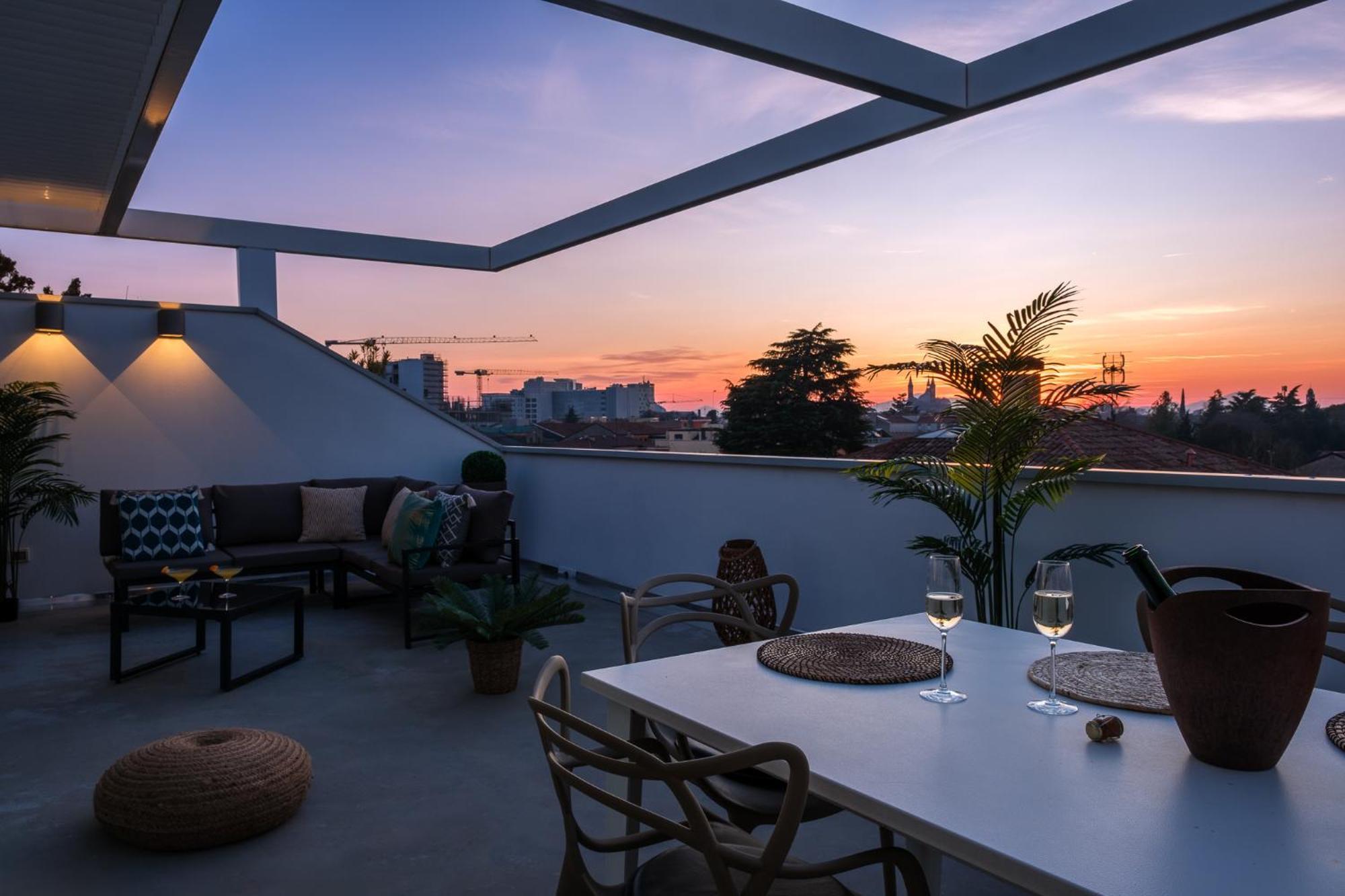 Lux Attic * Padua
