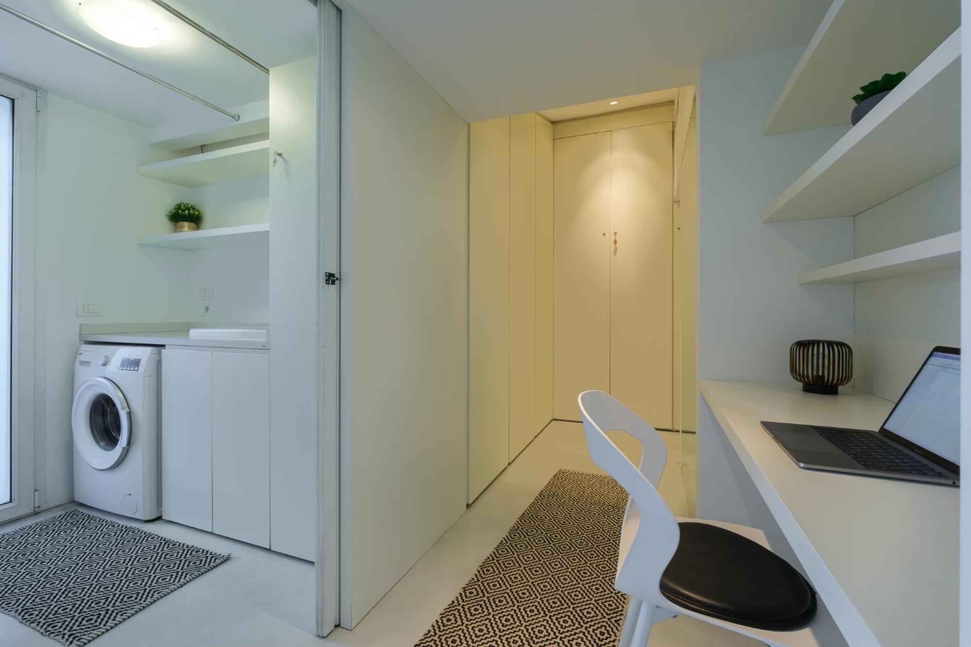 Lux Attic * Padua